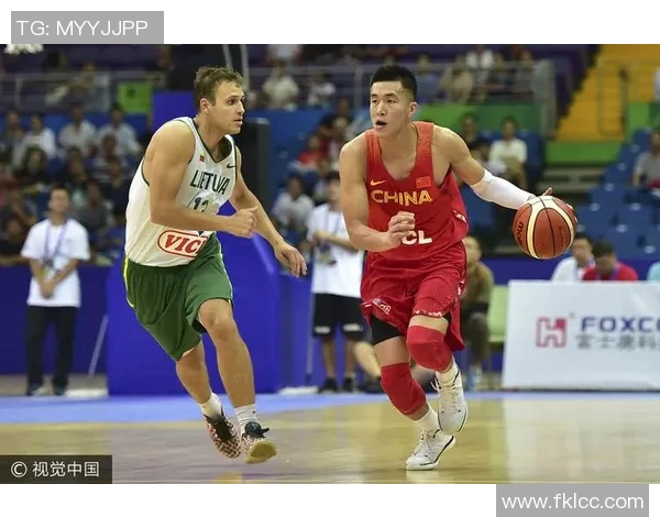 中国男篮对决立陶宛期待激烈碰撞展现篮球魅力与团队精神
